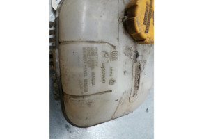 Vase d'expansion OPEL ZAFIRA B Photo n°4
