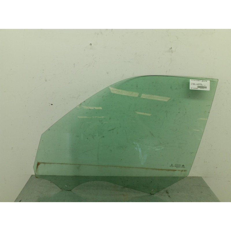 Vitre avant gauche CITROEN C4 GRAND SPACETOURER Photo n°1