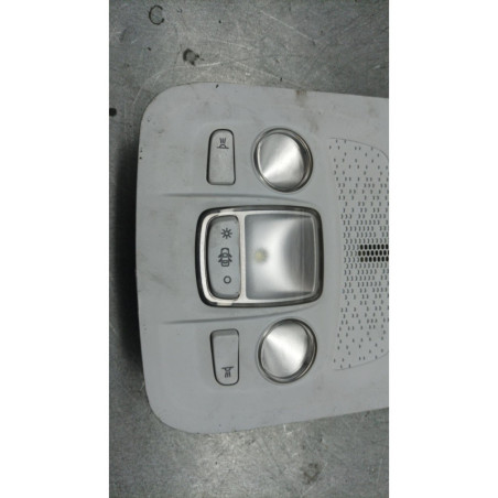 Eclairage de plafonnier PEUGEOT 208 1