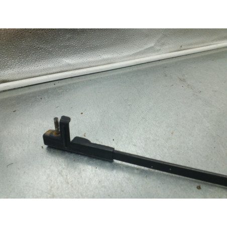 Bras essuie glace avant droit PEUGEOT 407