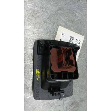Interrupteur de leve vitre arriere gauche DACIA SANDERO 2