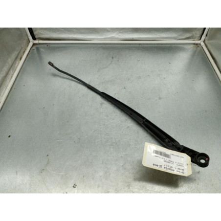 Bras essuie glace avant droit TOYOTA YARIS 2