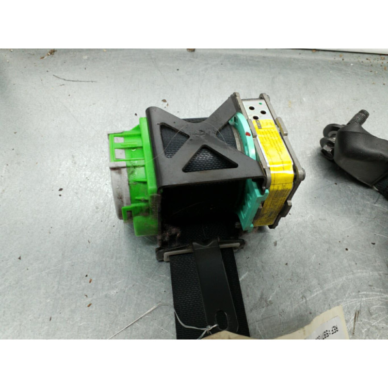 Ceinture avant gauche TOYOTA YARIS 2 Photo n°1