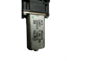 Moteur leve vitre arriere droit BMW SERIE 3 E91 Photo n°1