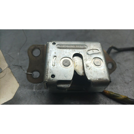 Serrure de coffre TOYOTA YARIS 1