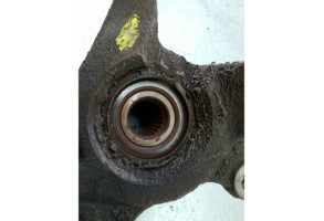 Pivot de moyeu avant gauche NISSAN NOTE 1 Photo n°4