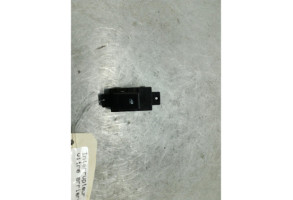 Interrupteur de leve vitre arriere droit OPEL ANTARA Photo n°1
