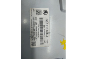 Ecran GPS SKODA OCTAVIA 3 Photo n°1