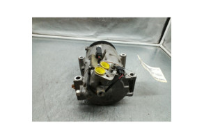 Compresseur clim MERCEDES CLASSE A 169 Photo n°2