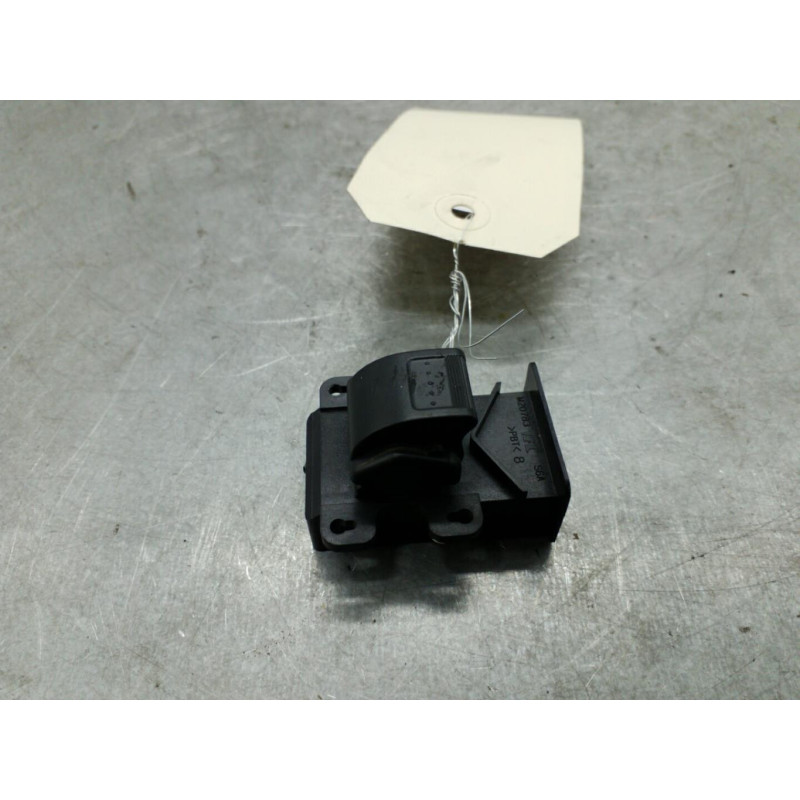 Interrupteur de leve vitre arriere droit HONDA JAZZ 2 Photo n°1