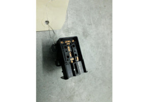 Interrupteur de leve vitre arriere gauche HONDA JAZZ 2 Photo n°1