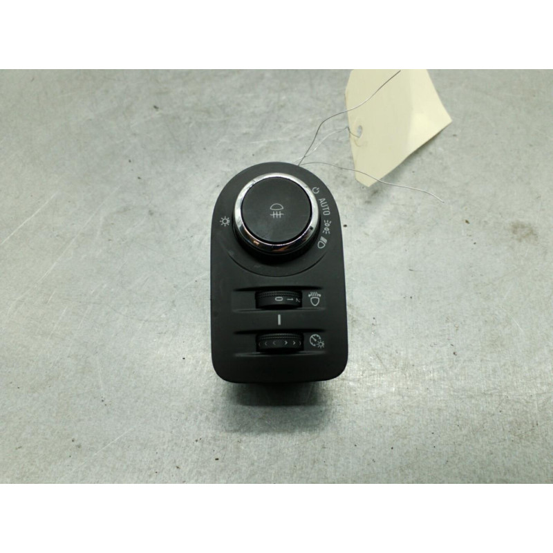 Commodo phare OPEL CORSA D Photo n°1