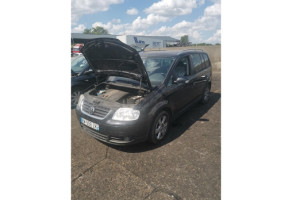 Renfort pare choc avant (traverse) VOLKSWAGEN TOURAN 1 Photo n°4