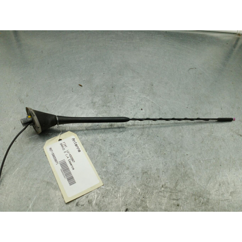 Antenne FIAT BRAVO 2 Photo n°1