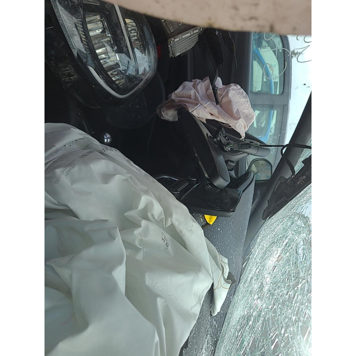 Poignee interieur avant gauche FORD PUMA 2 Photo n°8
