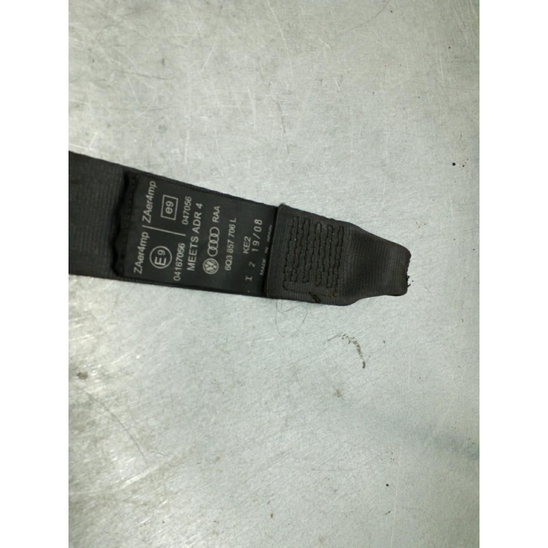 Ceinture avant droit VOLKSWAGEN POLO 4 Photo n°1
