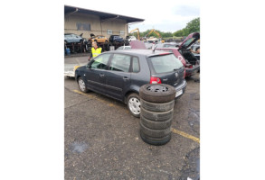 Malle/Hayon arriere VOLKSWAGEN POLO 4 Photo n°16