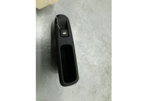 Interrupteur de leve vitre arriere droit PEUGEOT 5008 1 Photo n°2