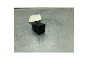 Bouton de warning NISSAN MICRA 4 Photo n°2