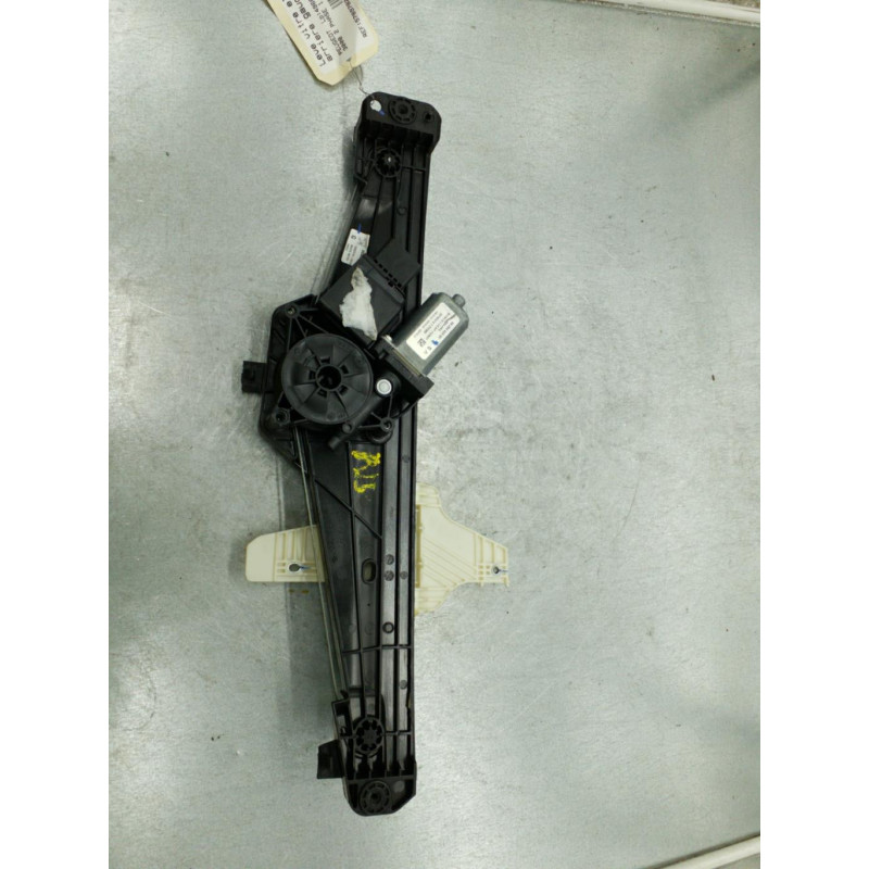 Leve vitre electrique arriere gauche PEUGEOT 3008 2 Photo n°1