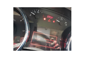 Bouton de warning PEUGEOT 3008 1 Photo n°17