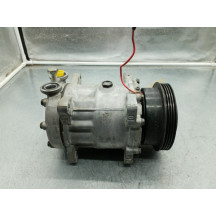 Compresseur clim RENAULT CLIO 1 Photo n°3