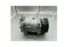 Compresseur clim RENAULT CLIO 1 Photo n°3