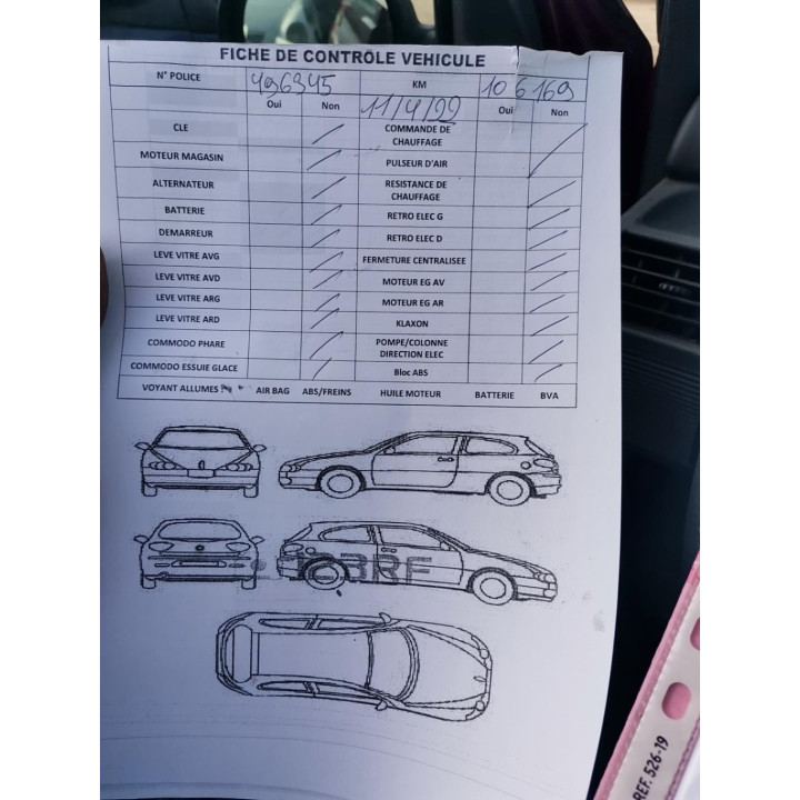 Compresseur clim RENAULT CLIO 1 Photo n°9