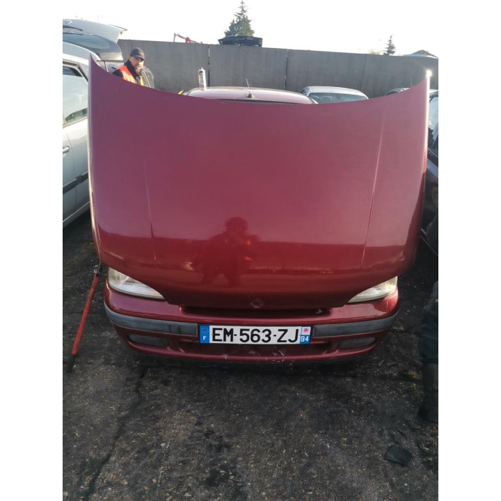 Compresseur clim RENAULT CLIO 1 Photo n°14