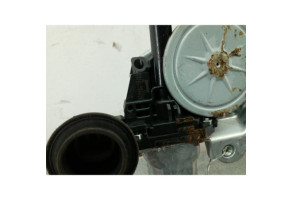 Leve vitre electrique avant gauche SUZUKI SWIFT 3 Photo n°2