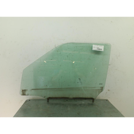 Vitre avant gauche SUZUKI SWIFT 3
