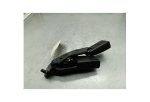 Attache ceinture arriere centrale TOYOTA AVENSIS 3 Photo n°3
