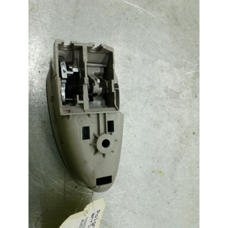 Poignee interieur arriere droit TOYOTA AVENSIS 3