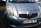 Verin de coffre TOYOTA YARIS 2 Photo n°9