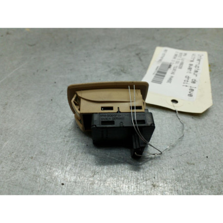 Interrupteur de leve vitre avant droit BMW SERIE 5 E61