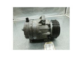 Compresseur clim RENAULT LAGUNA 2 Photo n°3