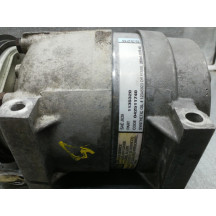 Compresseur clim RENAULT LAGUNA 2 Photo n°5