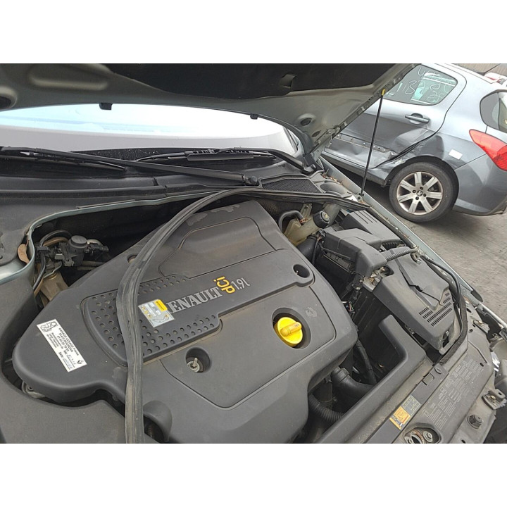 Compresseur clim RENAULT LAGUNA 2 Photo n°12