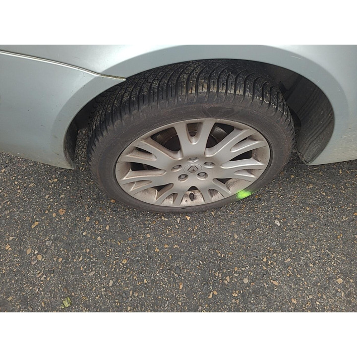 Compresseur clim RENAULT LAGUNA 2 Photo n°17