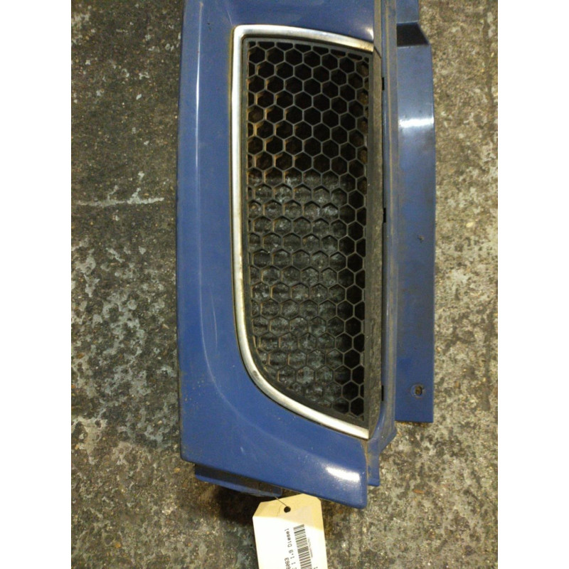Calandre RENAULT TRAFIC 2 Photo n°1