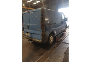 Calandre RENAULT TRAFIC 2 Photo n°8