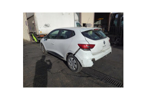 Becquet RENAULT CLIO 4 Photo n°20