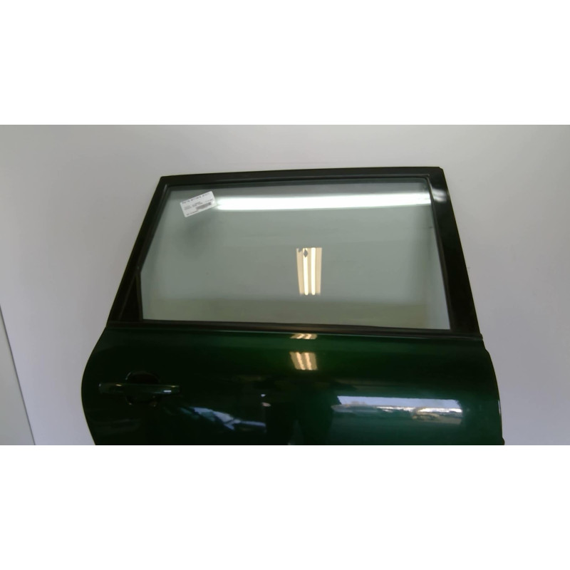 Porte arriere droit TOYOTA AVENSIS VERSO Photo n°1