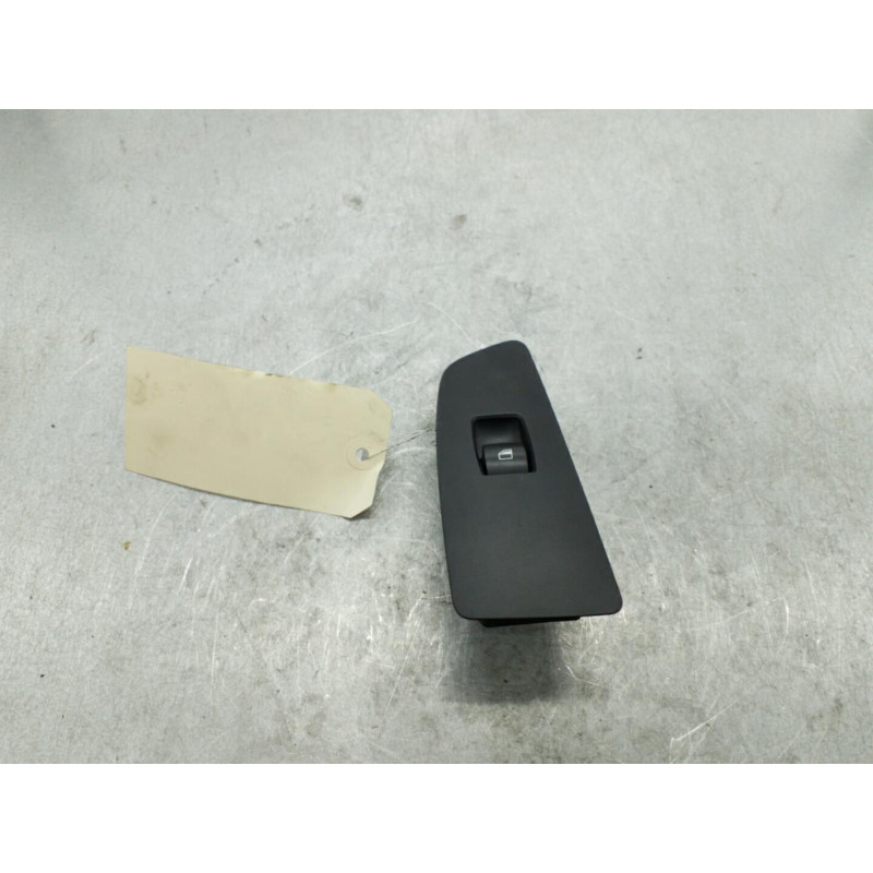 Interrupteur de leve vitre avant droit BMW SERIE 1 E87 Photo n°1