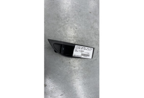 Interrupteur de leve vitre arriere droit OPEL ASTRA J Photo n°1