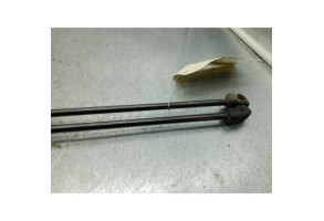 Verin de coffre OPEL ASTRA J Photo n°1