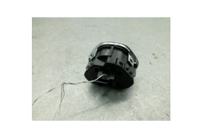 Bouton de warning OPEL CORSA E Photo n°1