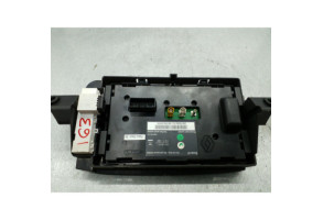Ecran GPS RENAULT MEGANE 3 Photo n°1