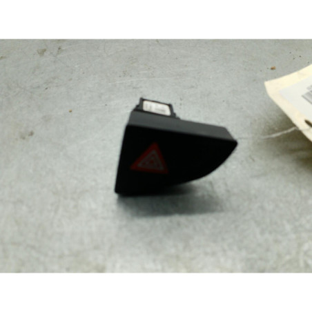 Bouton de warning CITROEN C5 2
