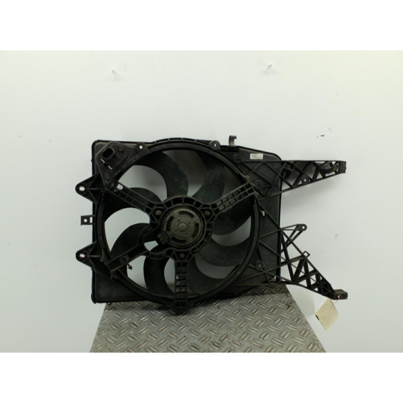 Moto ventilateur radiateur OPEL CORSA D Photo n°1